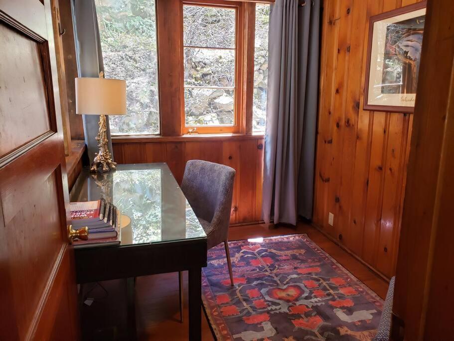 Epiphany Pines: Waterfront Work & Play Cabin 爱达荷斯普林斯 外观 照片