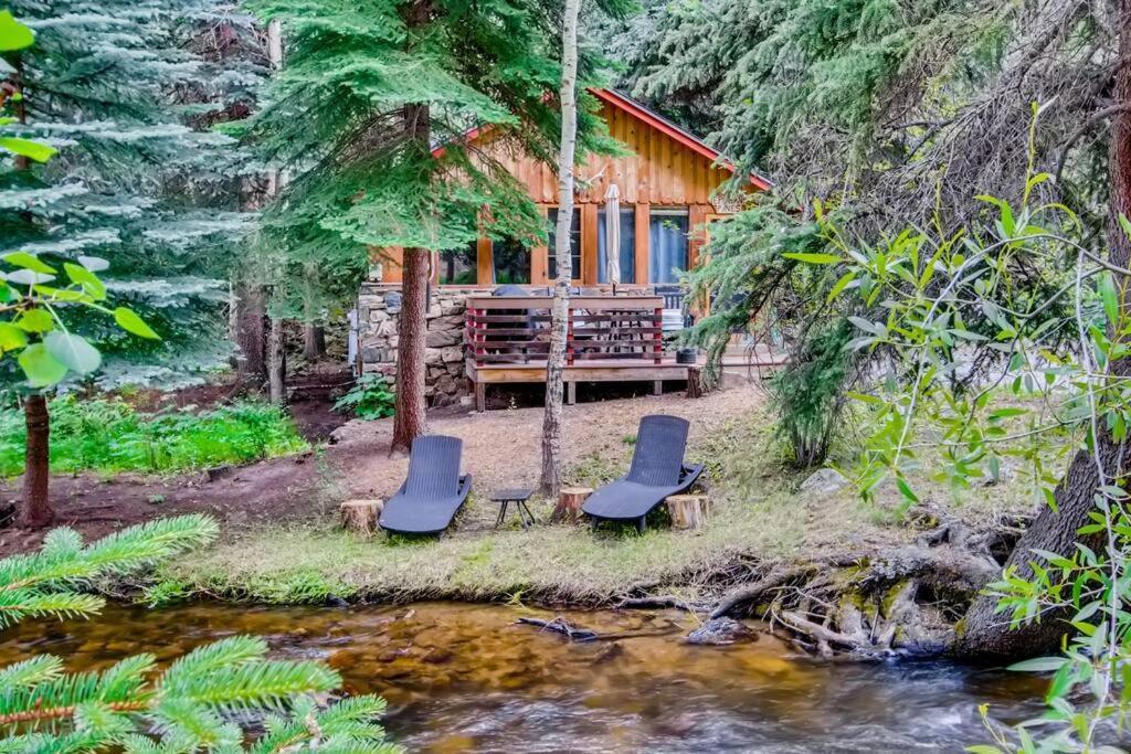 Epiphany Pines: Waterfront Work & Play Cabin 爱达荷斯普林斯 外观 照片